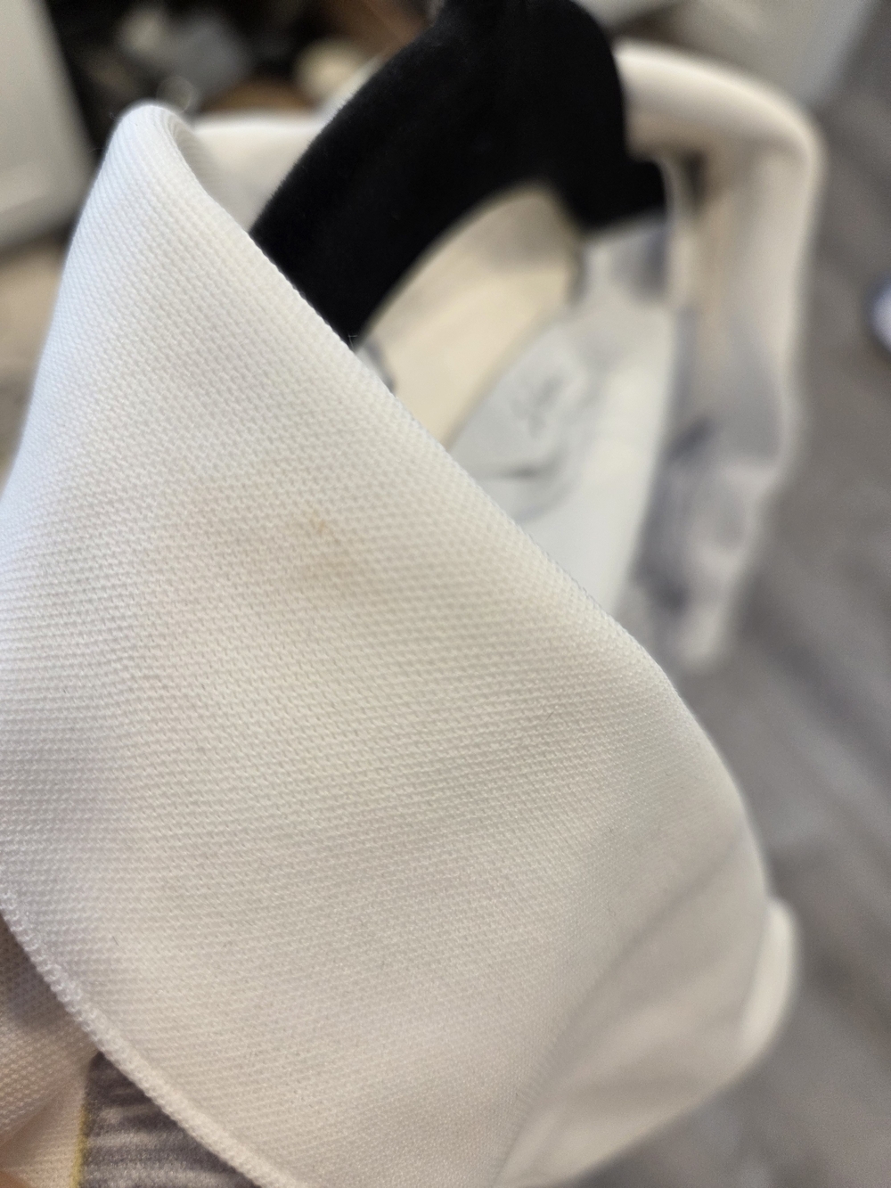 Sleeveless Floral Polo Top - Cream & Gray - Picture 9 of 9